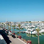 아파트 Marina Pearl - View To Marina 빌라모라