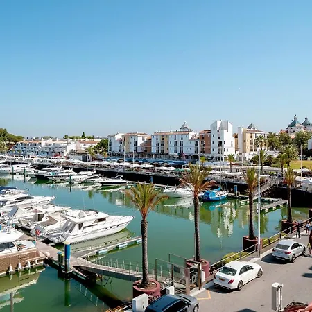 Marina Pearl - View To Marina Apartmán