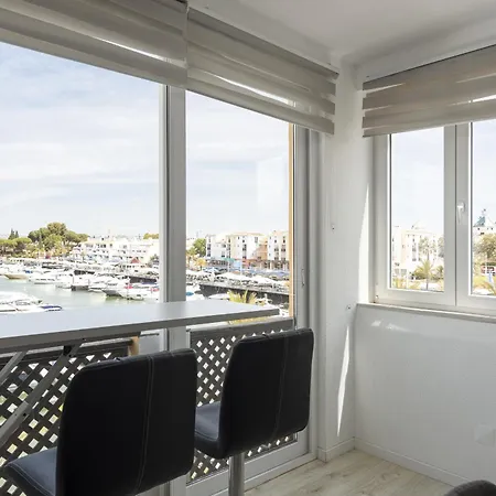 Marina Pearl - View To Marina *